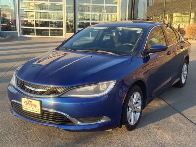 2016 Chrysler 200 Limited