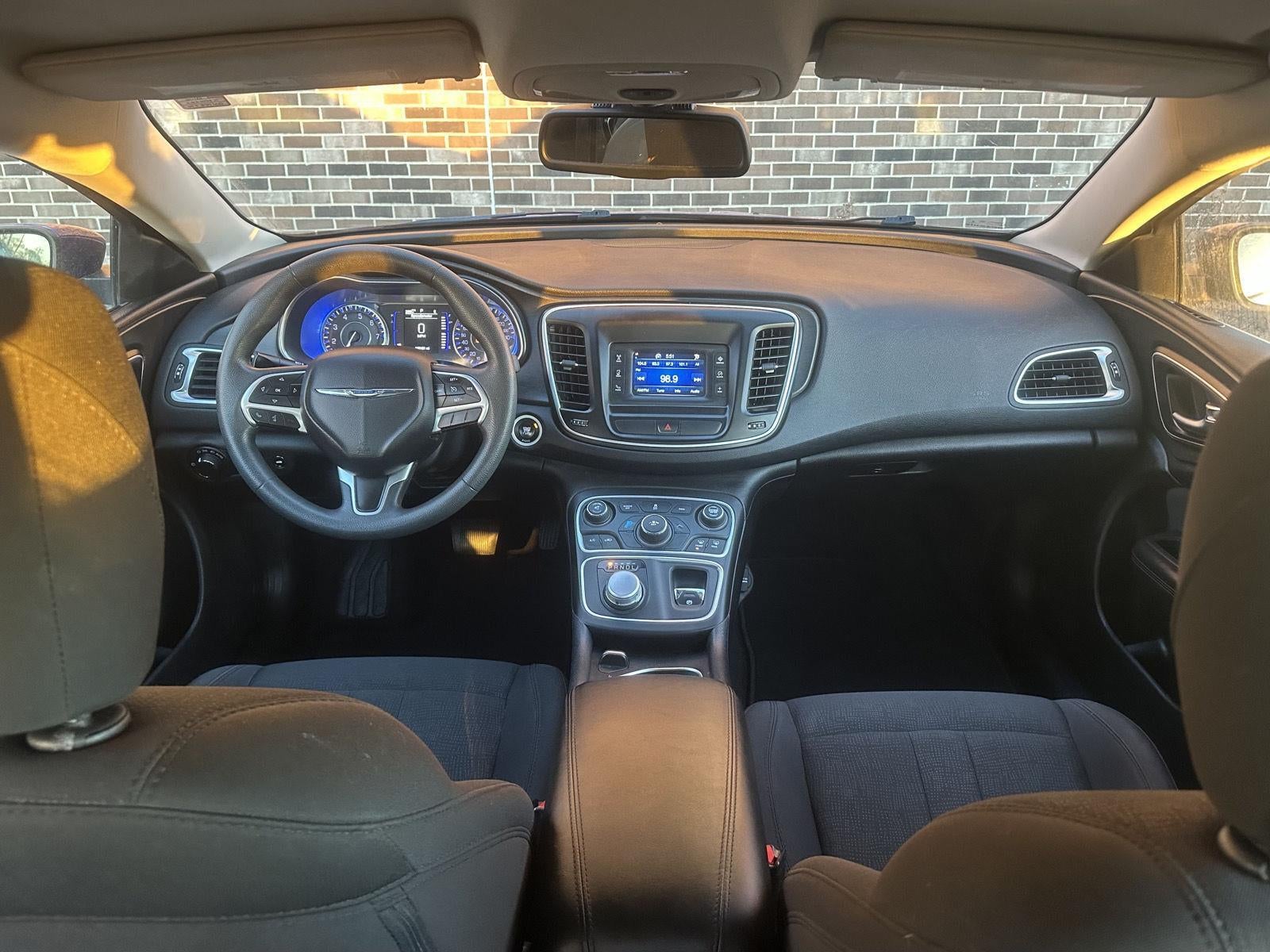 2016 Chrysler 200 Limited