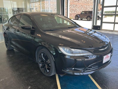 2015 Chrysler 200 S