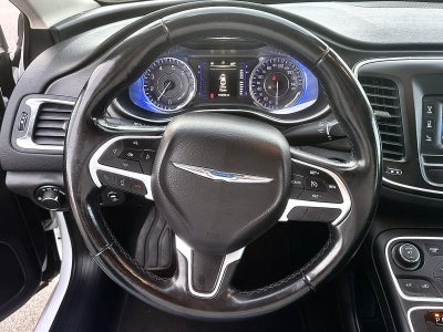 2016 Chrysler 200 Touring