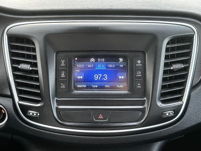 2016 Chrysler 200 Touring