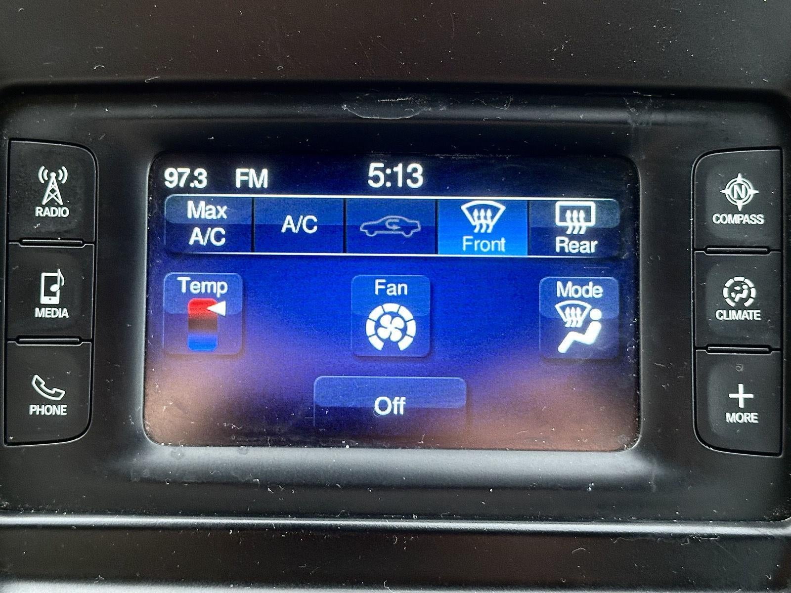 2016 Chrysler 200 Touring