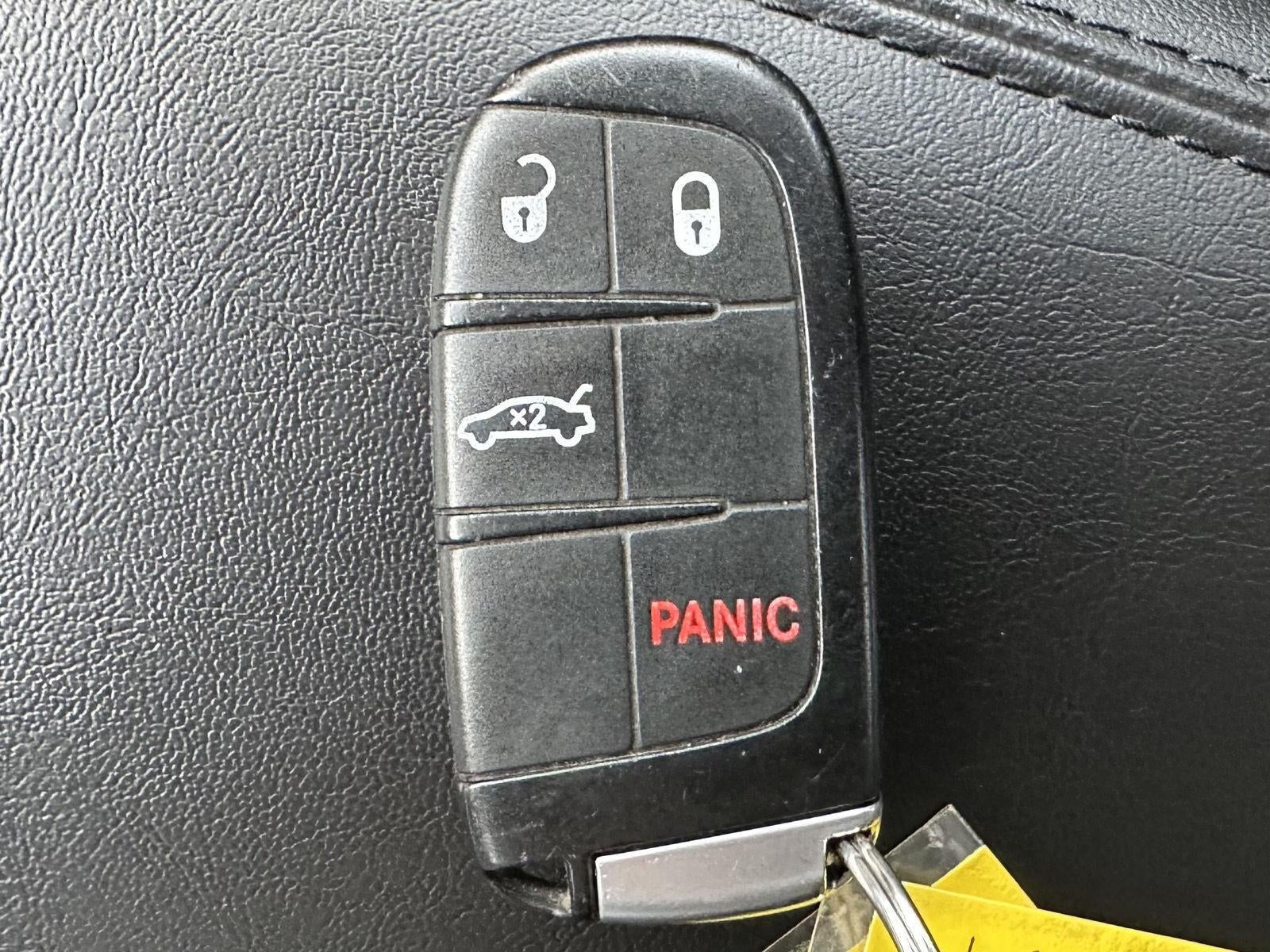 2016 Chrysler 200 Touring