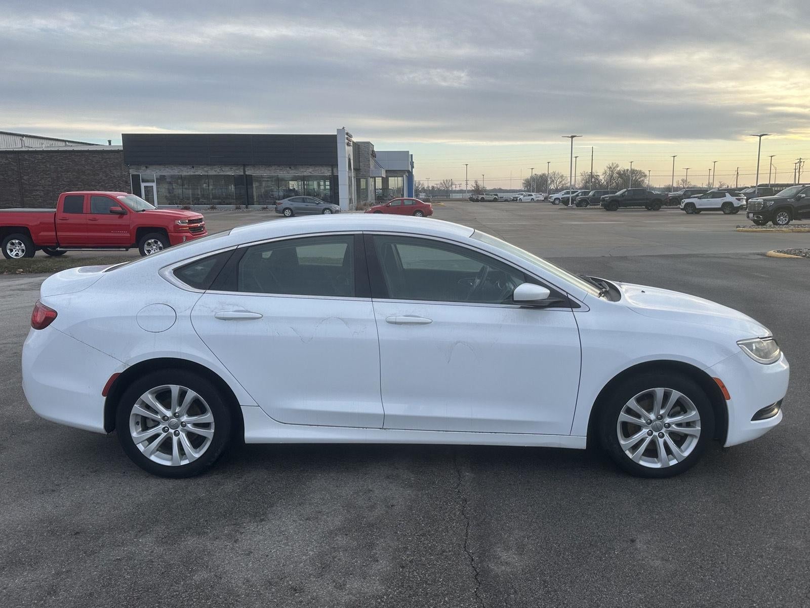 2016 Chrysler 200 Touring