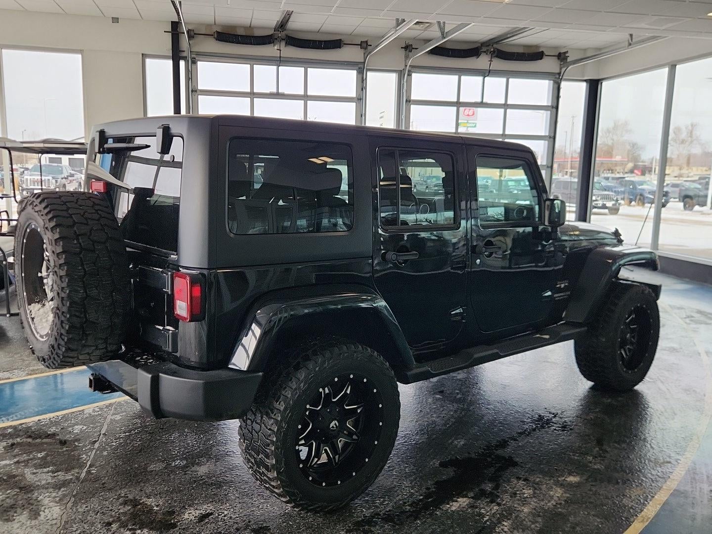 2016 Jeep Wrangler Unlimited Sahara