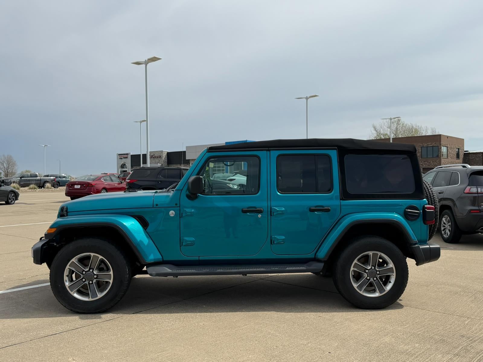 2020 Jeep Wrangler Unlimited Sahara