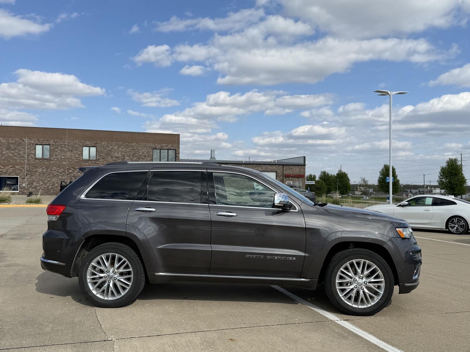 2017 Jeep Grand Cherokee Summit