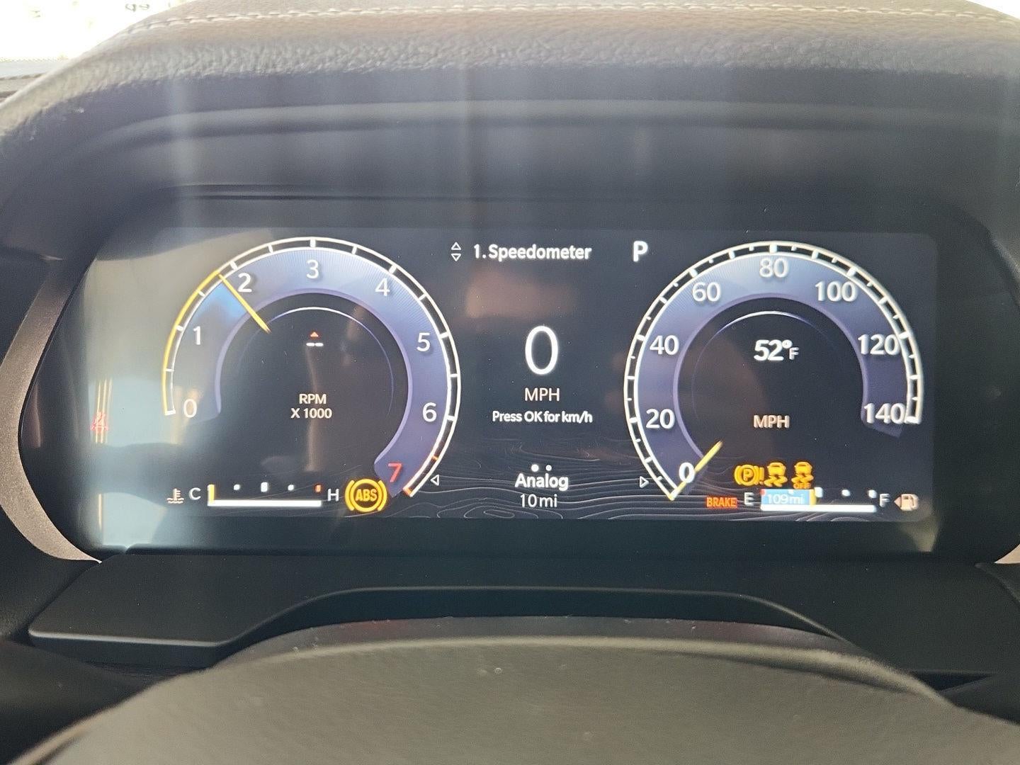 2025 Jeep GRAND CHEROKEE Base