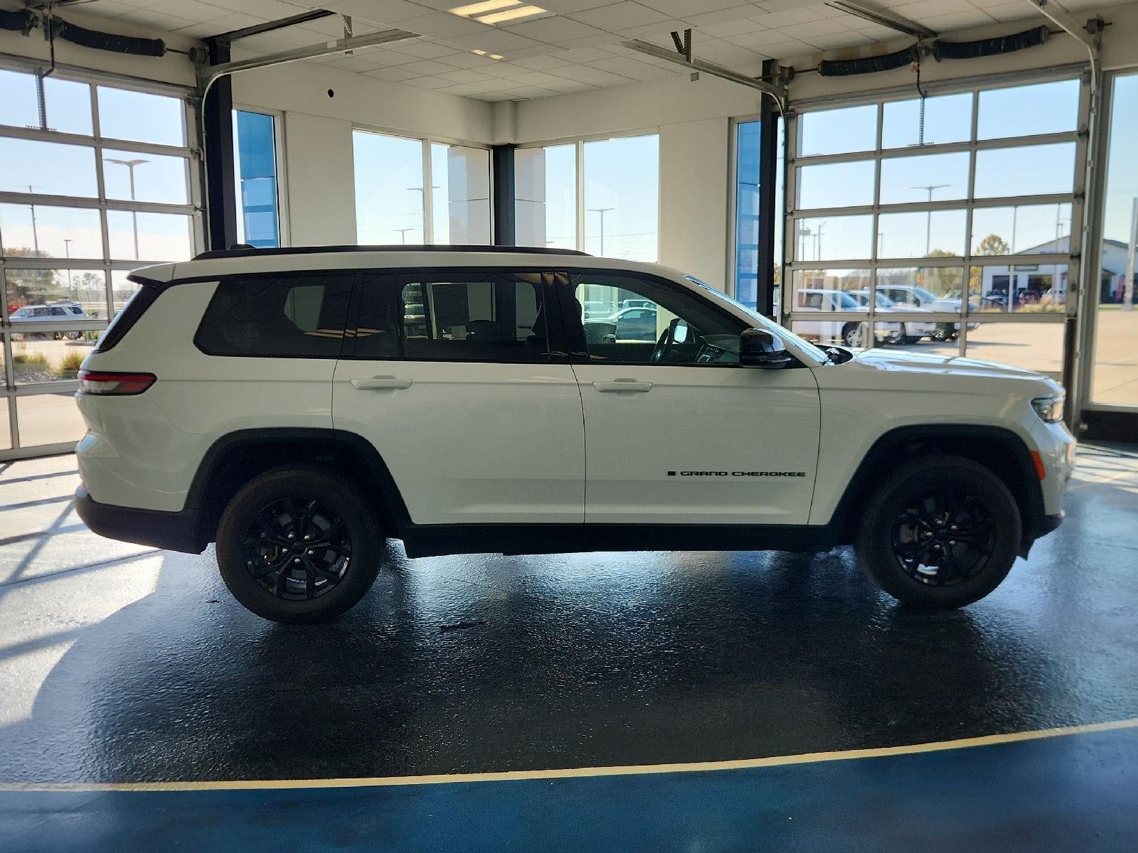 2024 Jeep Grand Cherokee L Altitude
