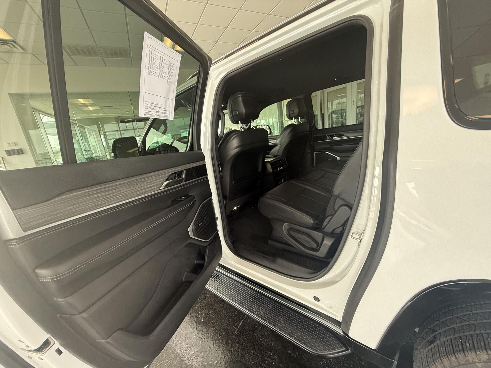 2023 Jeep Wagoneer L Series II
