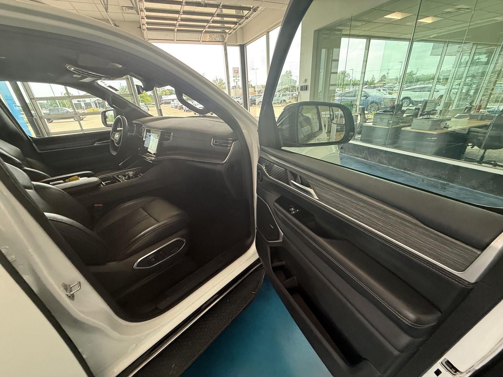 2023 Jeep Wagoneer L Series II