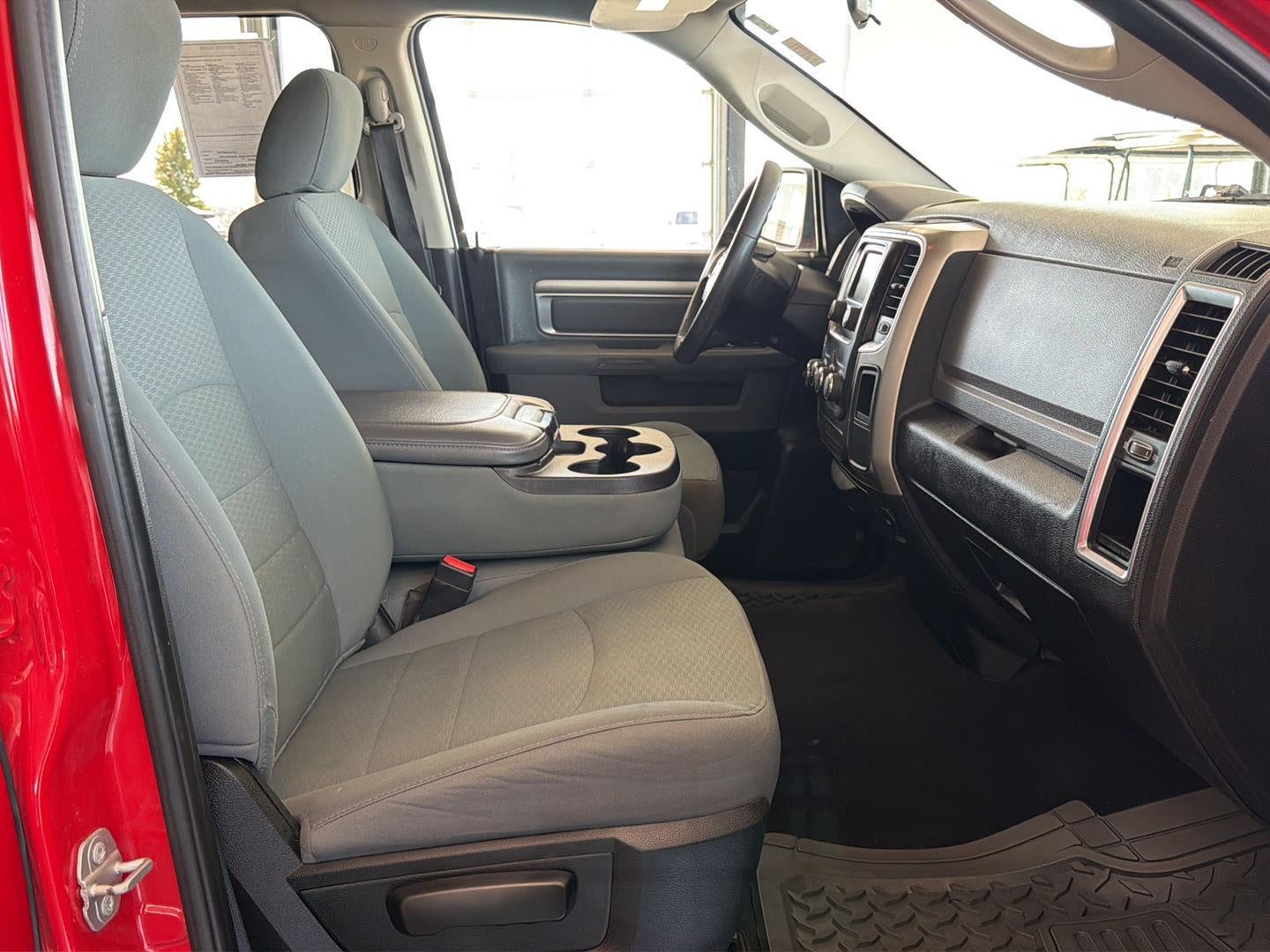 2018 RAM 1500 SLT