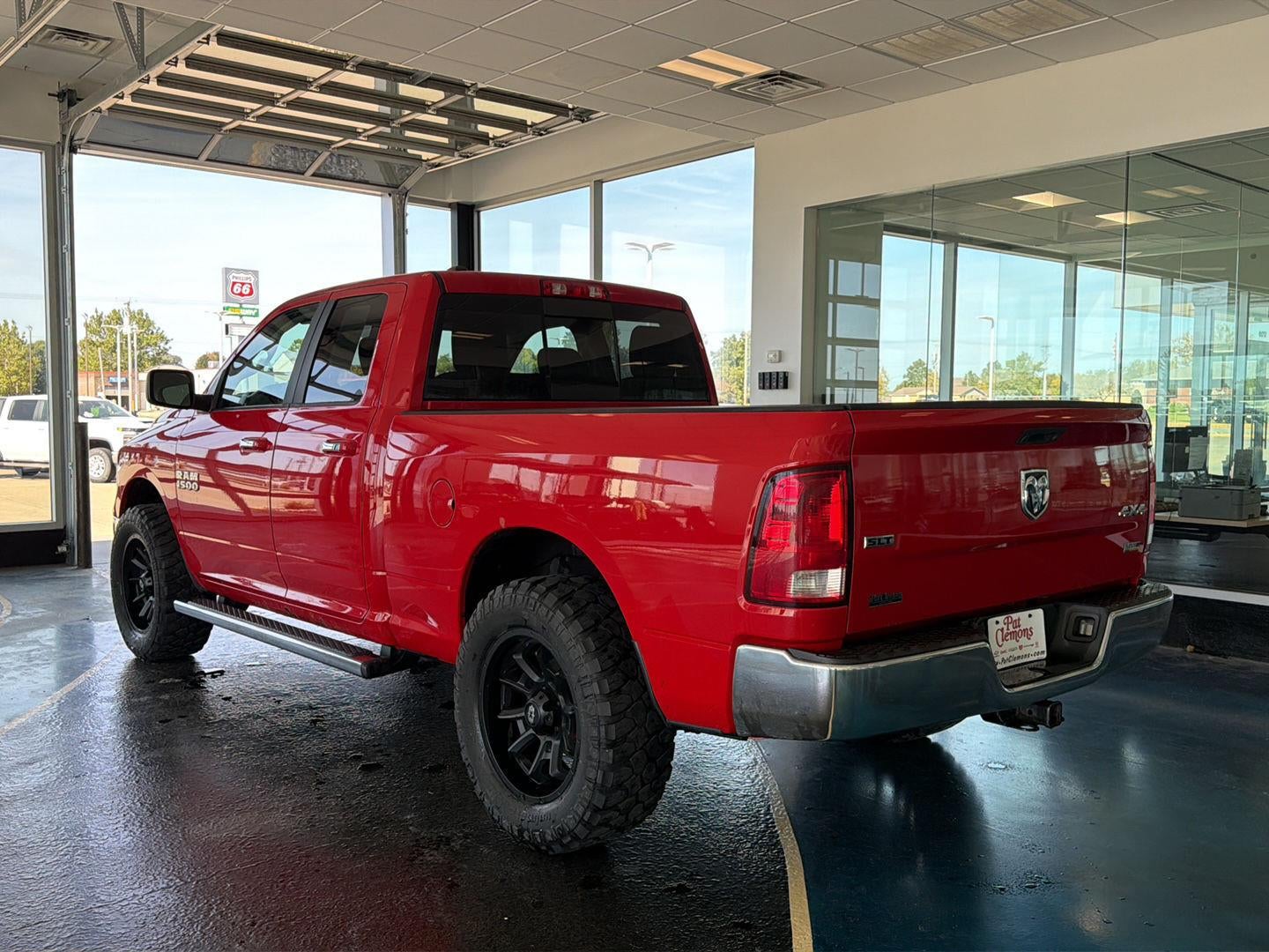 2018 RAM 1500 SLT