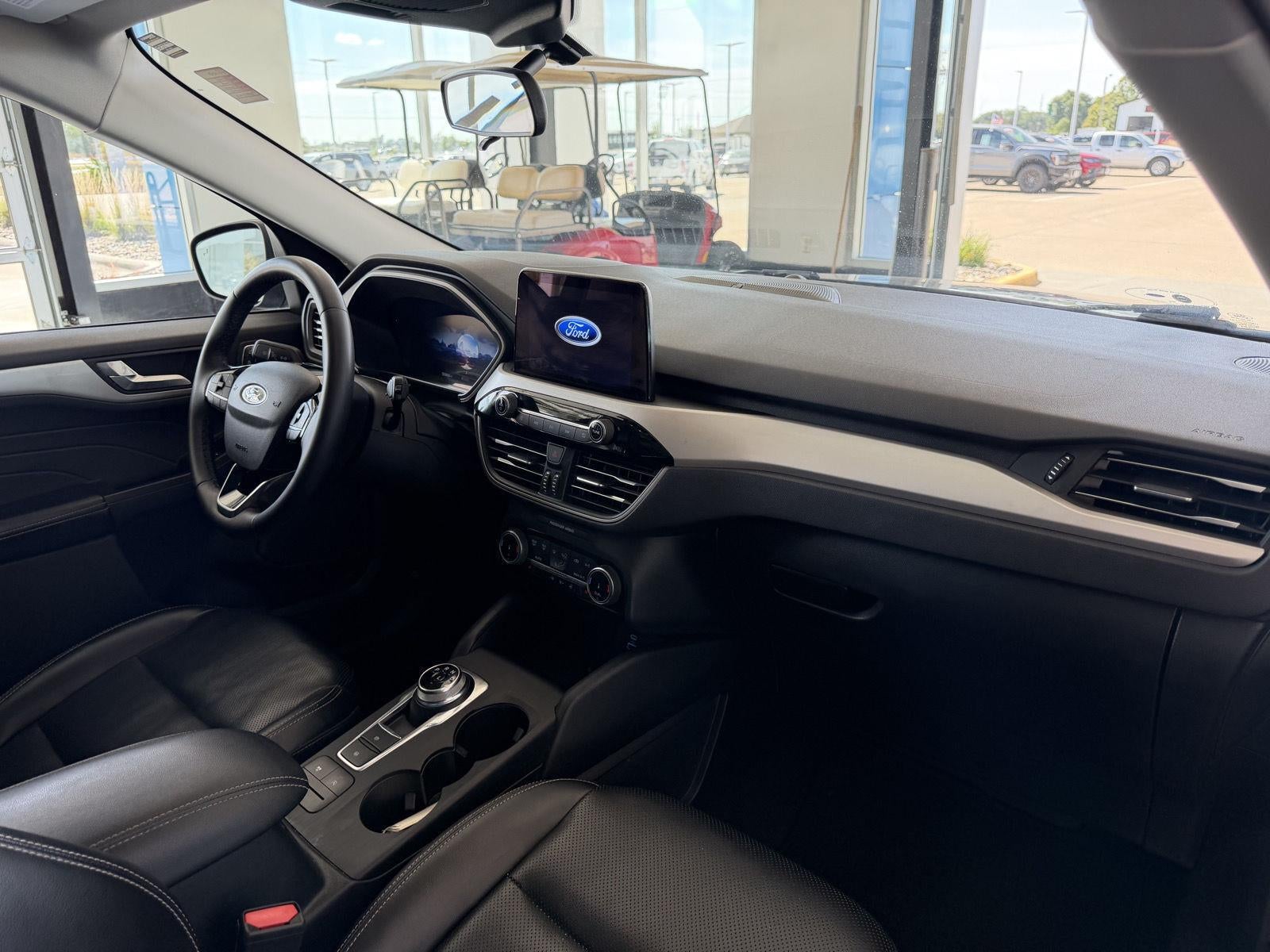 2022 Ford Escape SEL