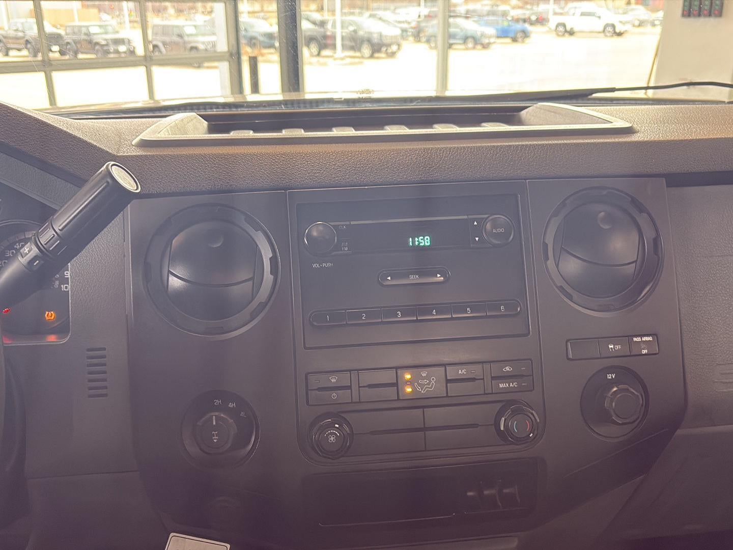 2011 Ford Super Duty F-250 SRW XL