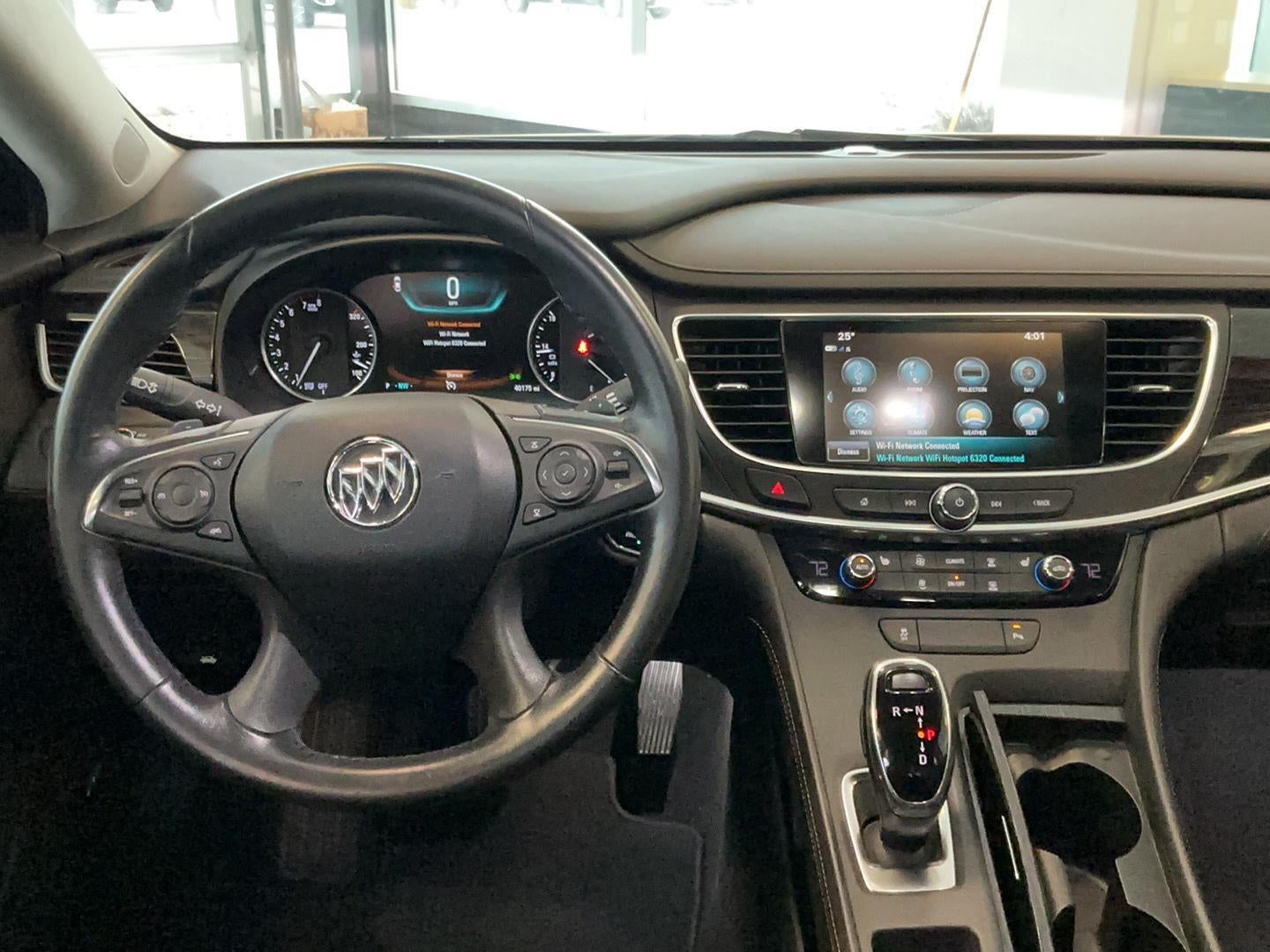 2017 Buick LaCrosse Essence