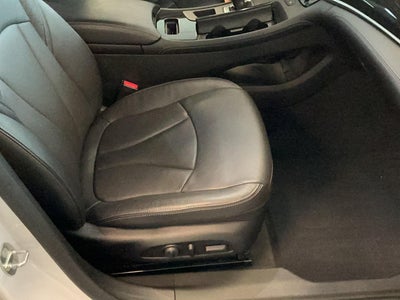 2017 Buick LaCrosse Essence