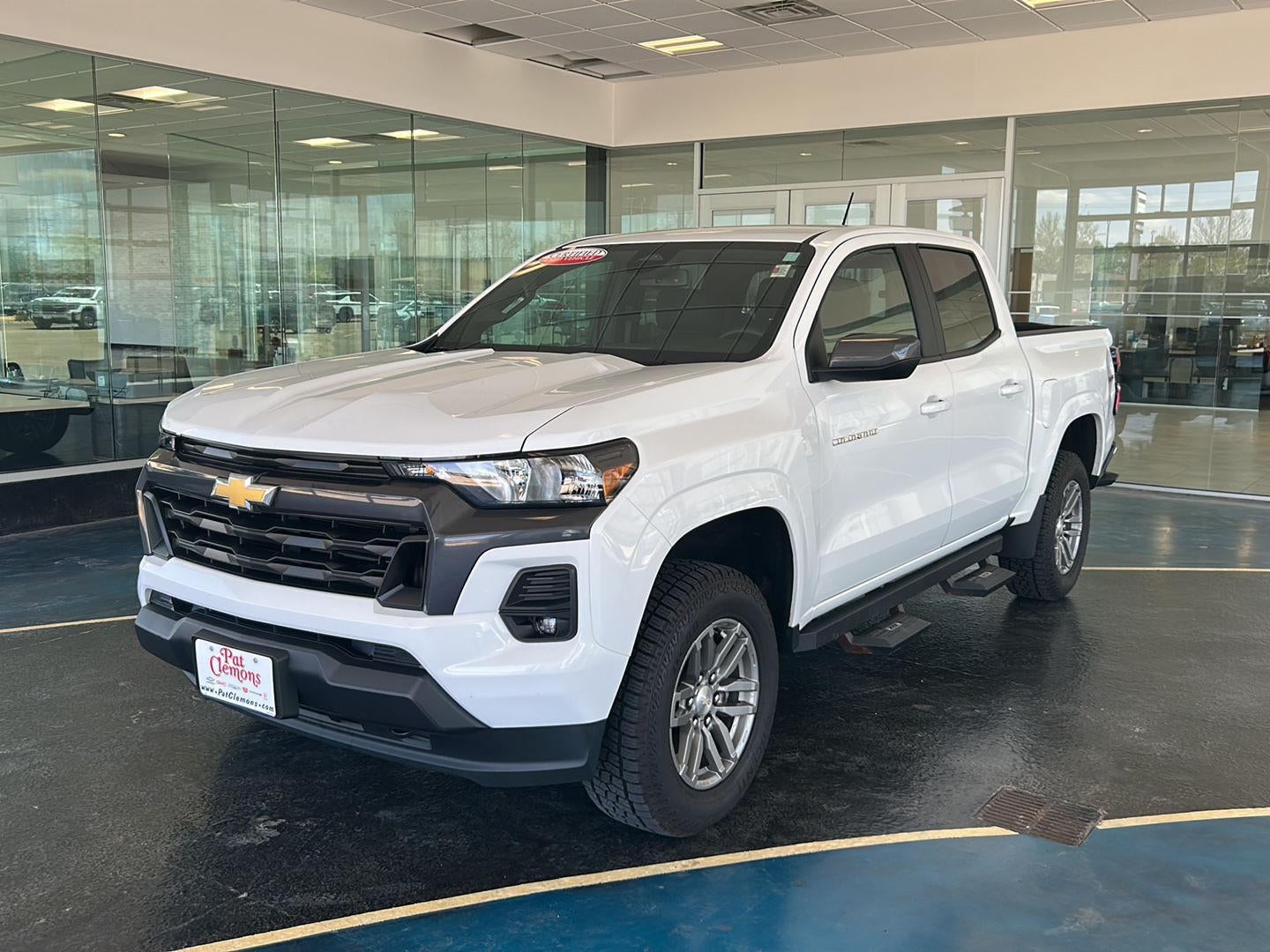 2024 Chevrolet Colorado LT