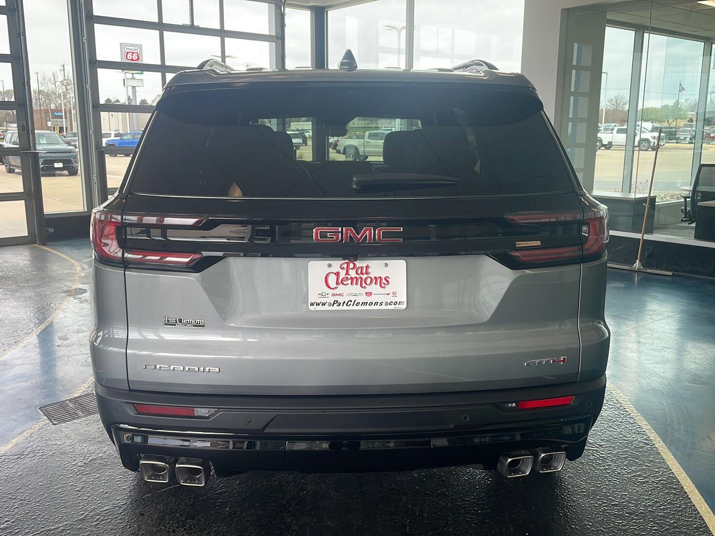 2026 GMC Acadia AT4