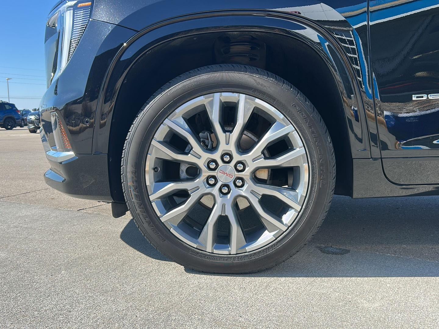 2024 GMC Acadia Denali