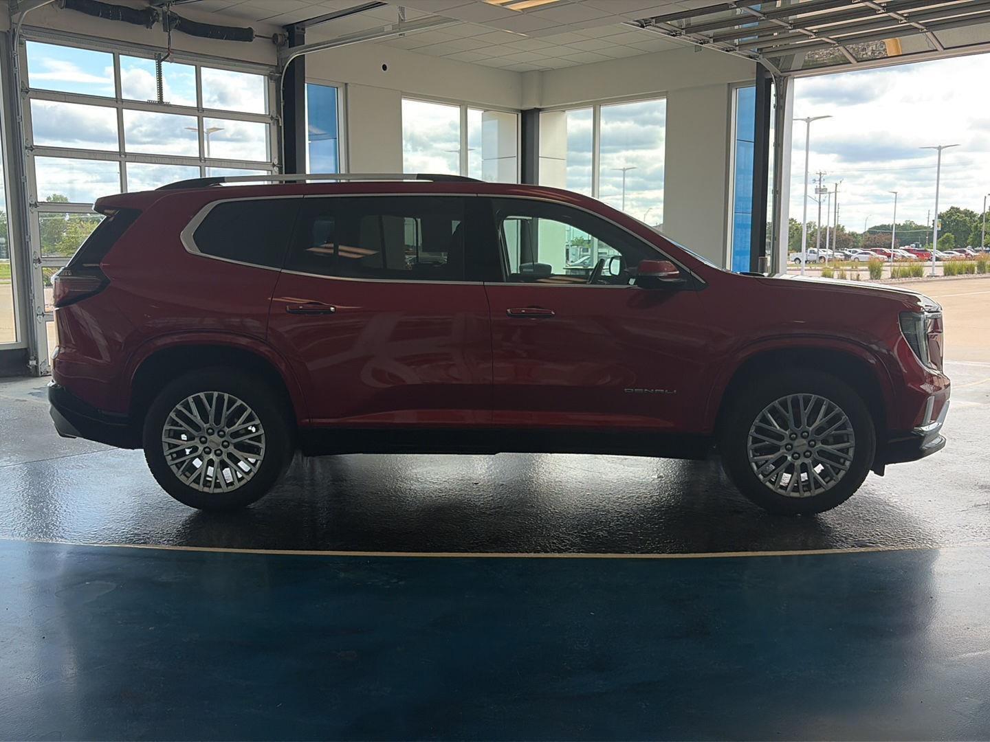 2024 GMC Acadia Denali