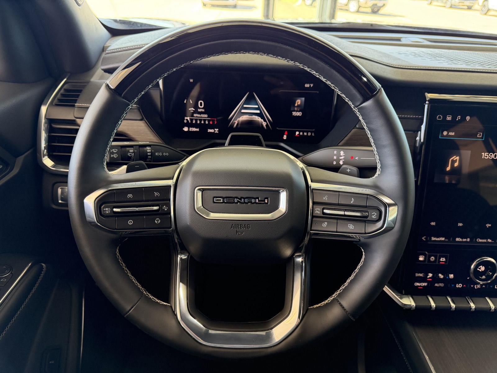 2025 GMC Acadia Denali