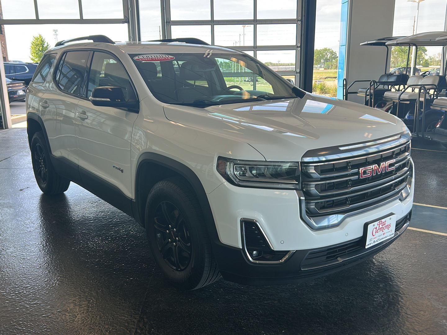 2023 GMC Acadia AT4
