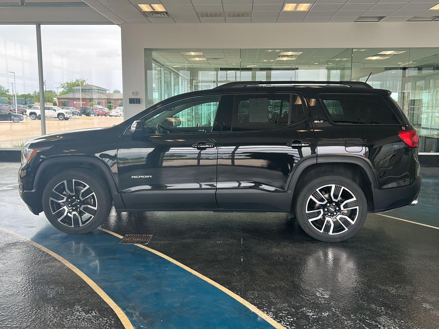 2019 GMC Acadia SLT