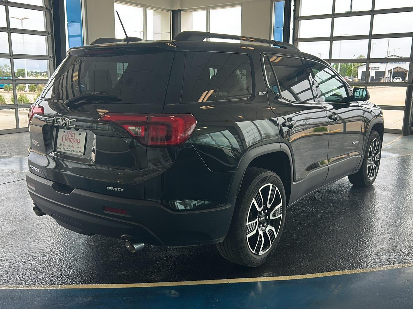 2019 GMC Acadia SLT
