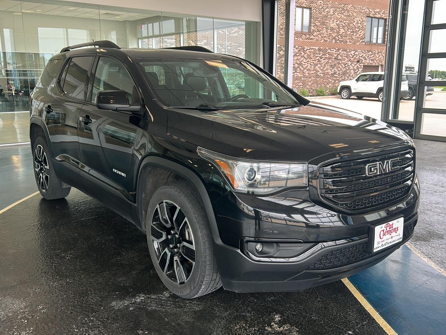 2019 GMC Acadia SLT