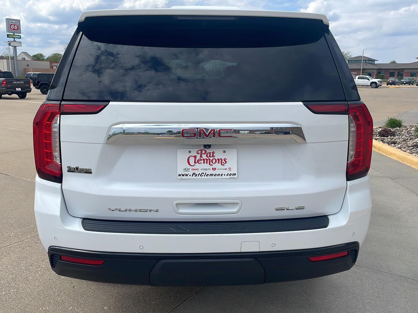 2022 GMC Yukon XL SLE