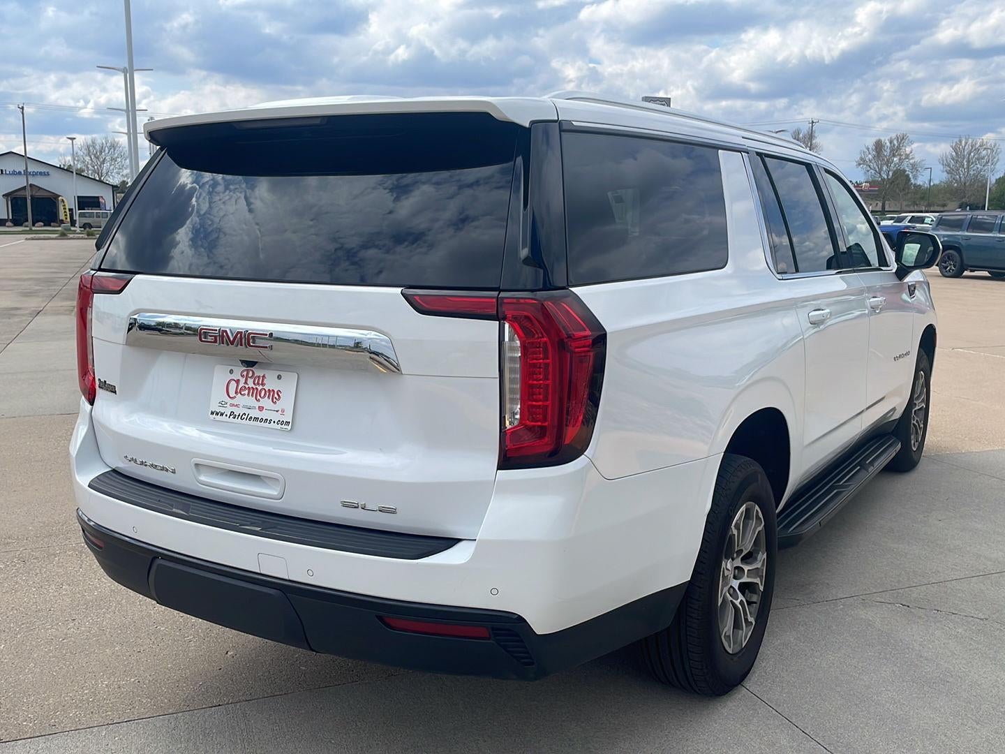 2022 GMC Yukon XL SLE
