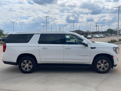 2022 GMC Yukon XL SLE