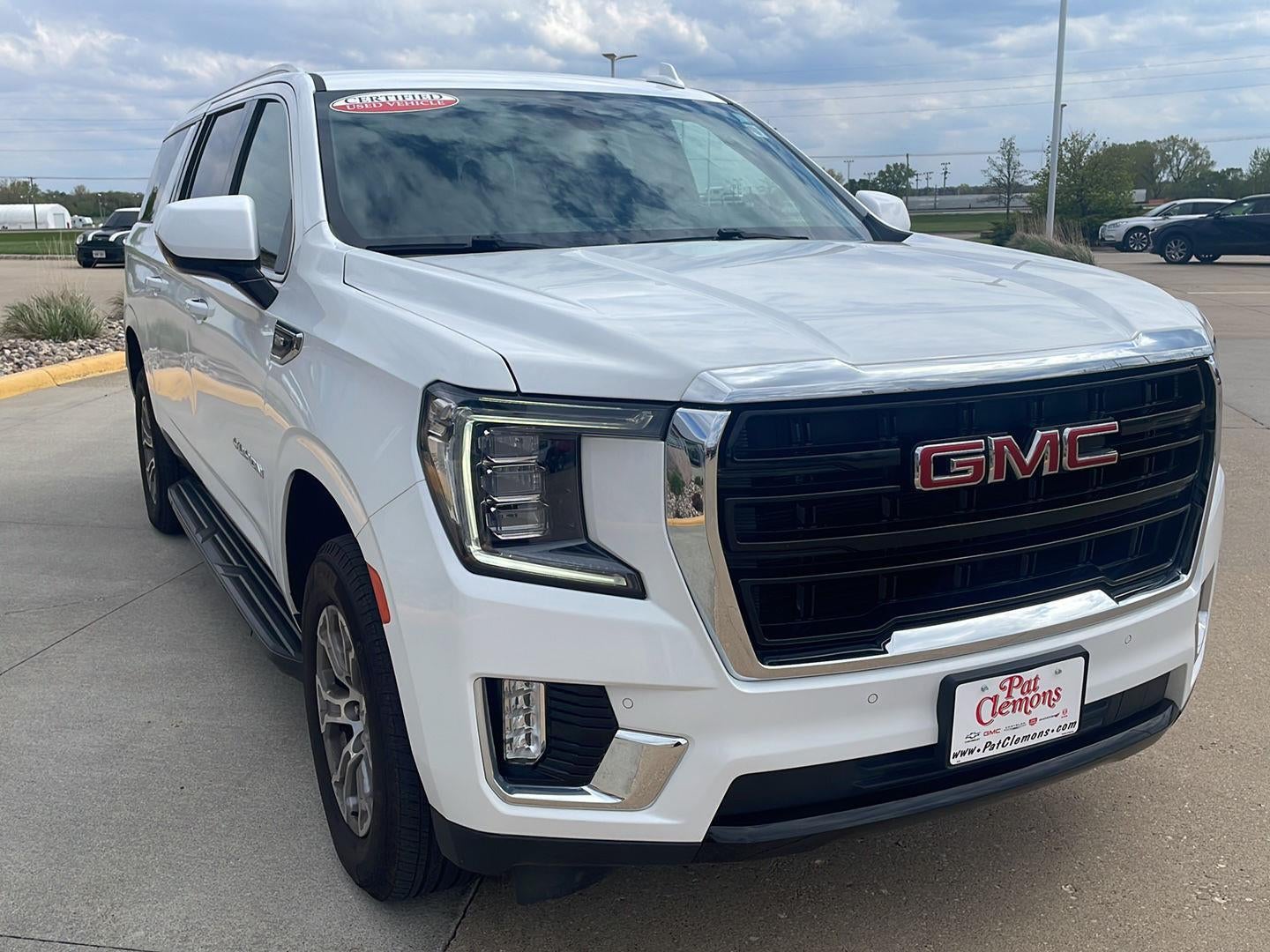 2022 GMC Yukon XL SLE