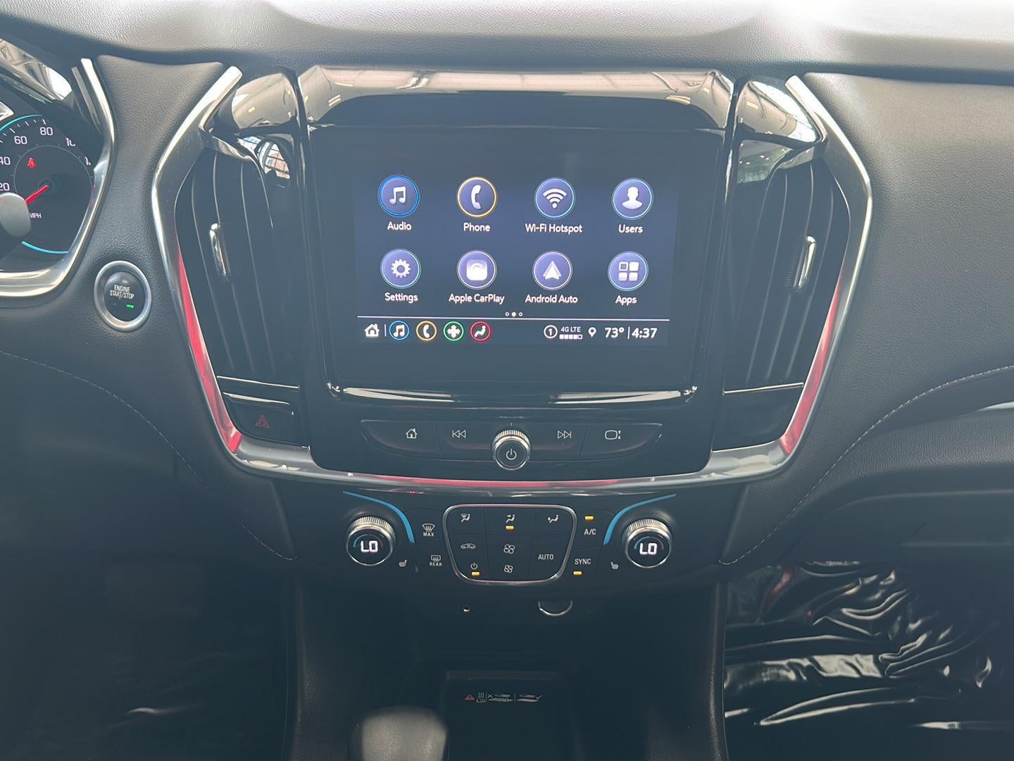 2023 Chevrolet Traverse LT Leather