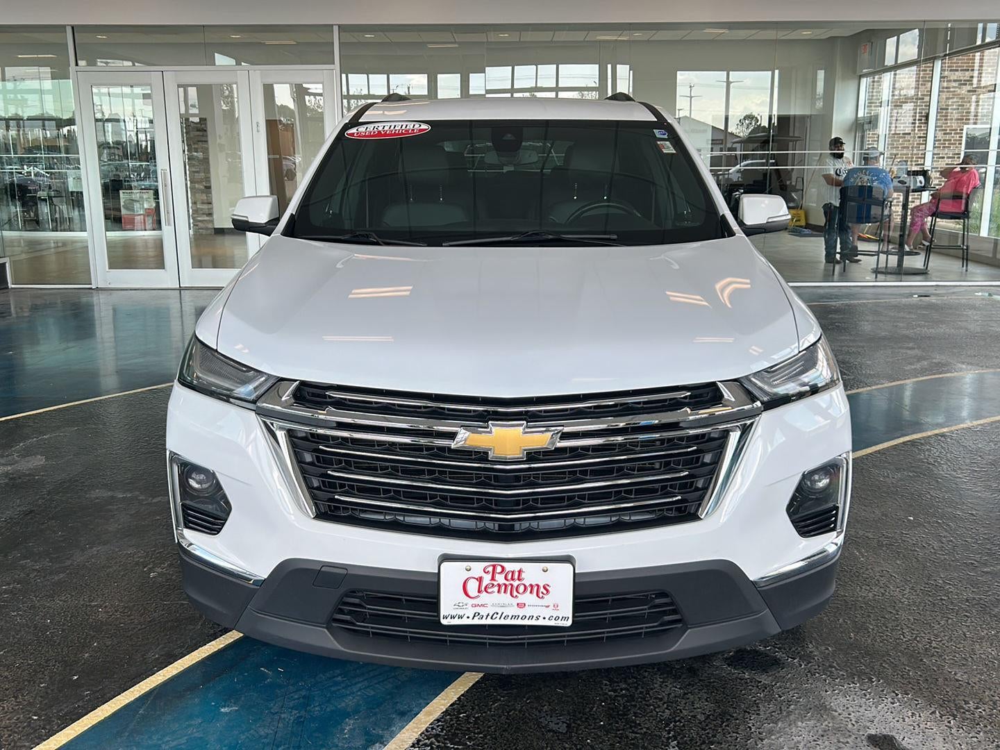 2023 Chevrolet Traverse LT Leather