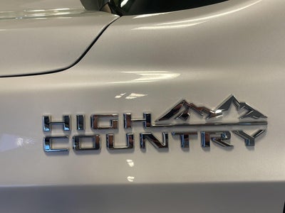 2024 Chevrolet Suburban High Country