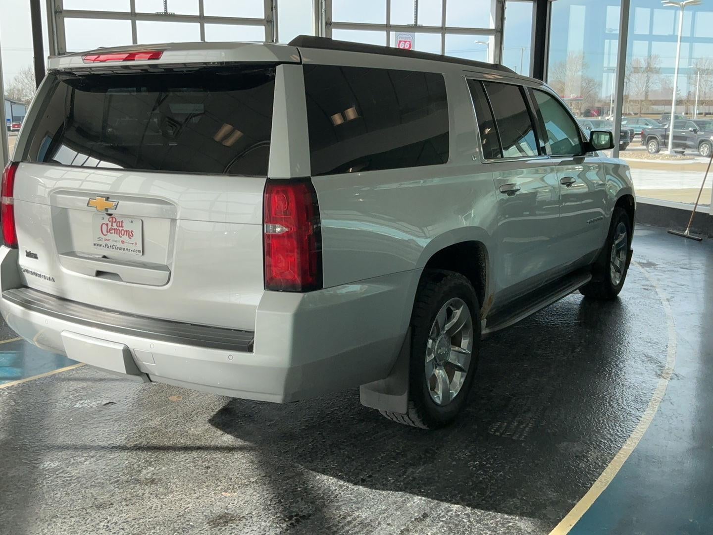 2016 Chevrolet Suburban LT