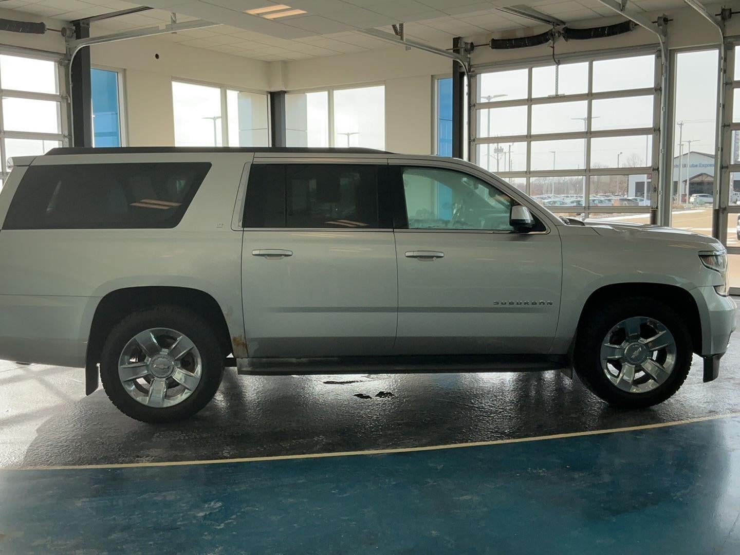 2016 Chevrolet Suburban LT