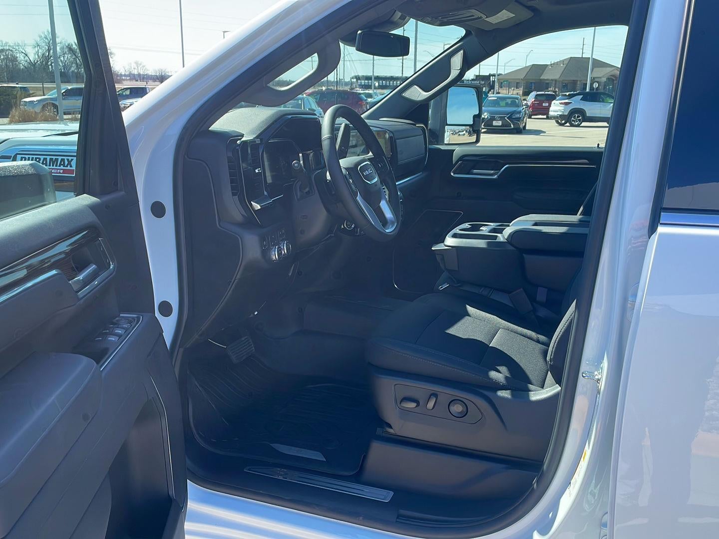 2026 GMC Sierra 2500 HD SLE