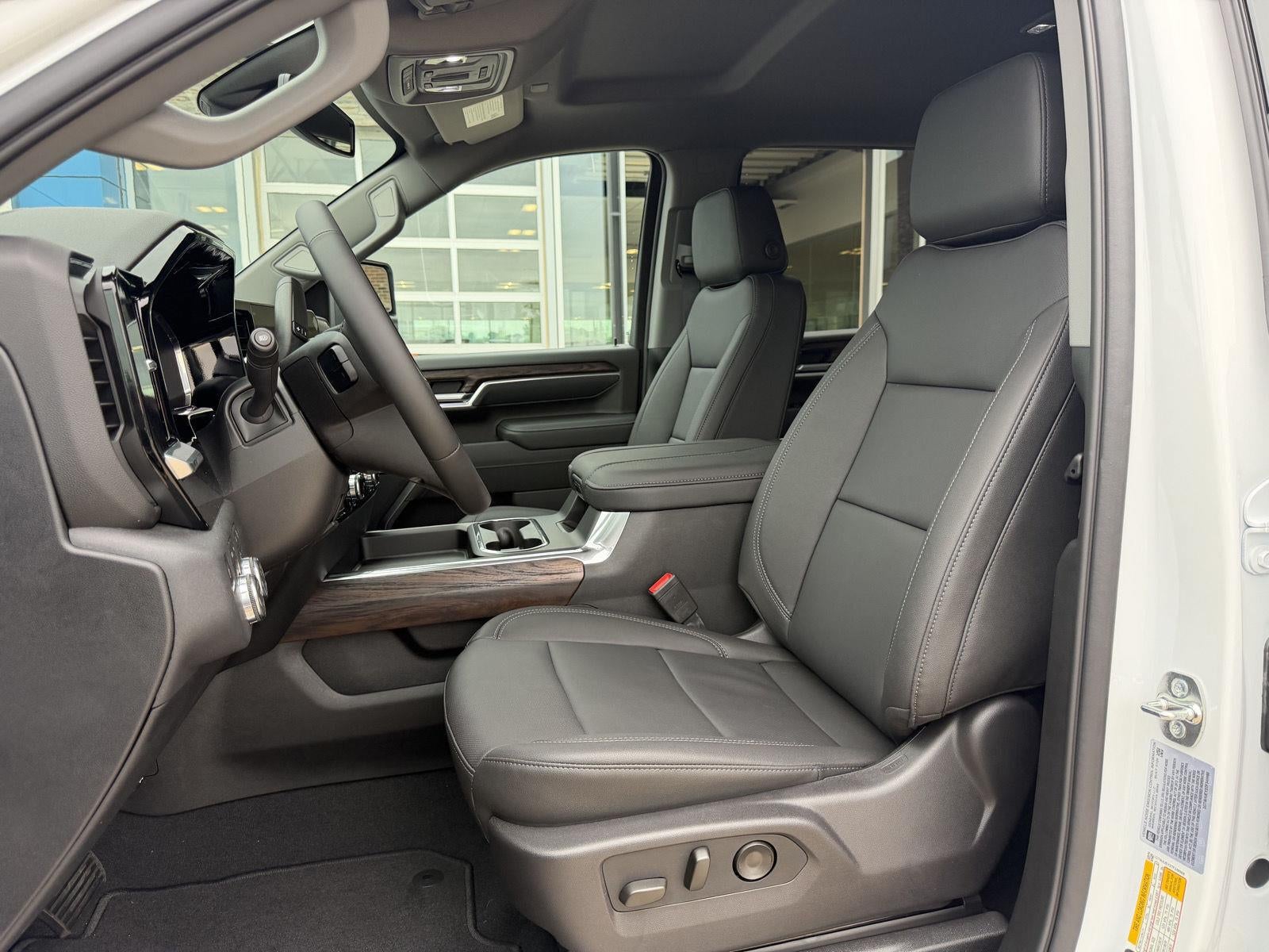 2026 GMC Sierra 3500 HD SLT DRW