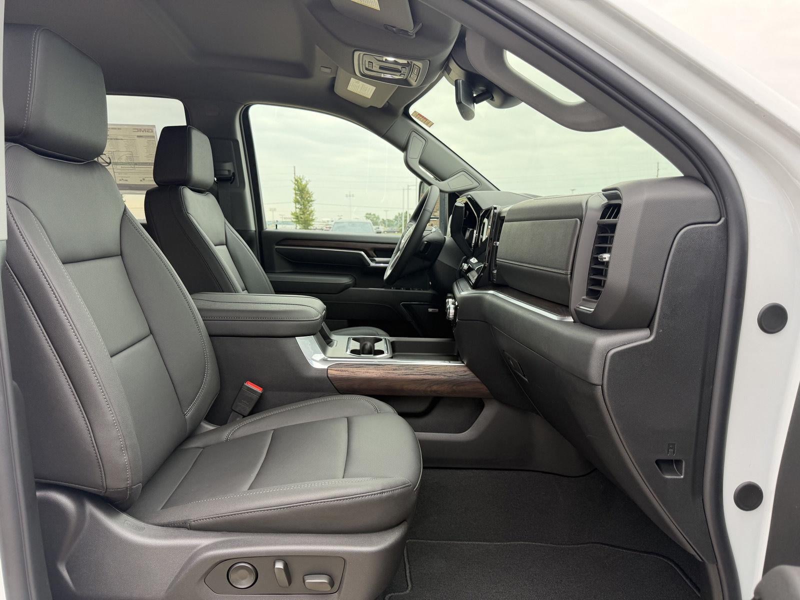 2026 GMC Sierra 3500 HD SLT DRW
