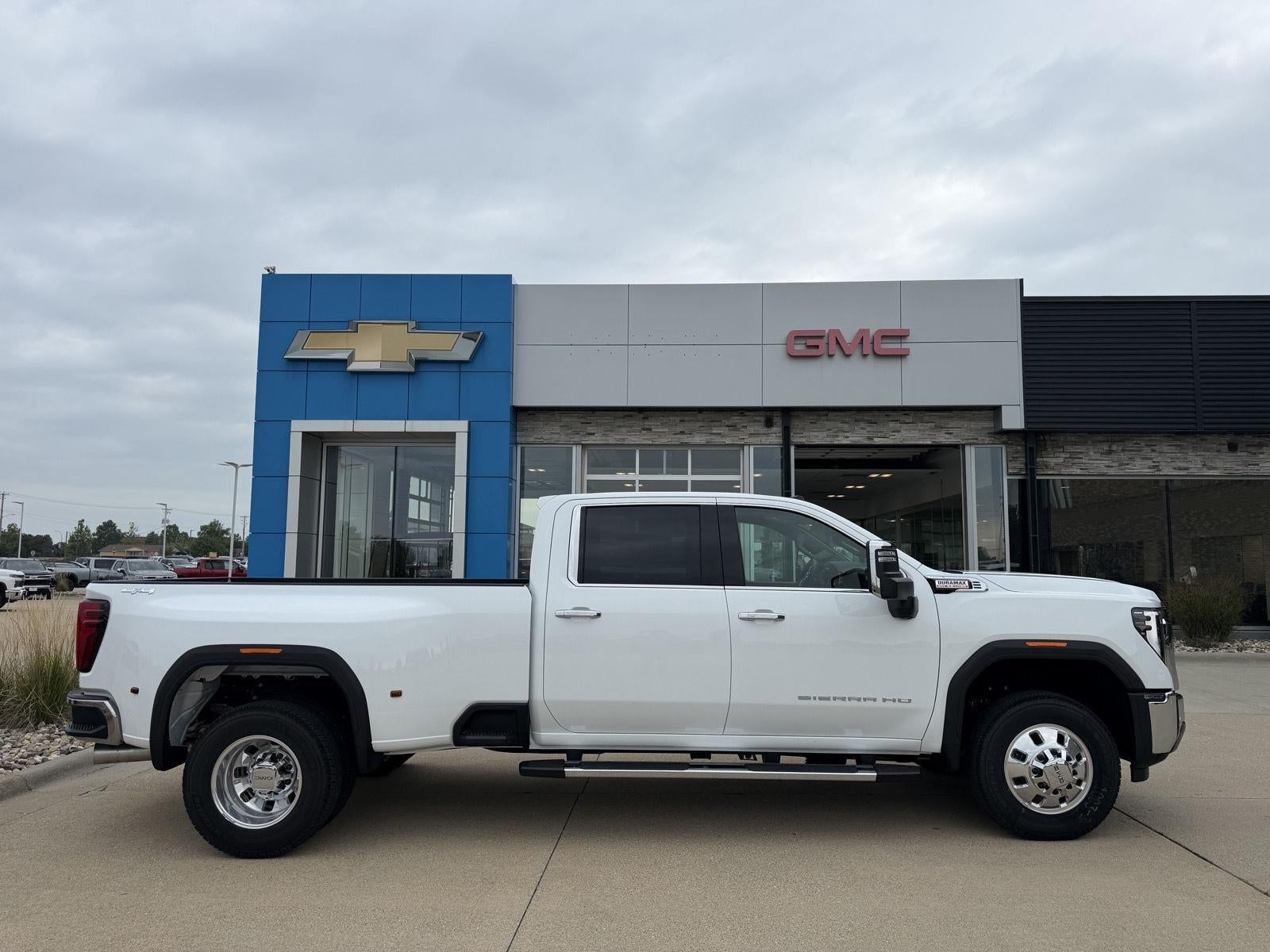2026 GMC Sierra 3500 HD SLT DRW