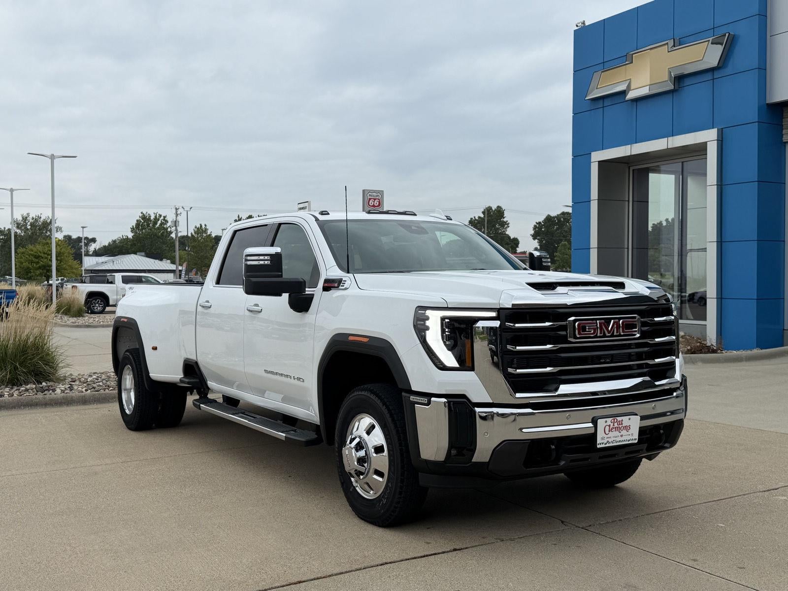 2026 GMC Sierra 3500 HD SLT DRW