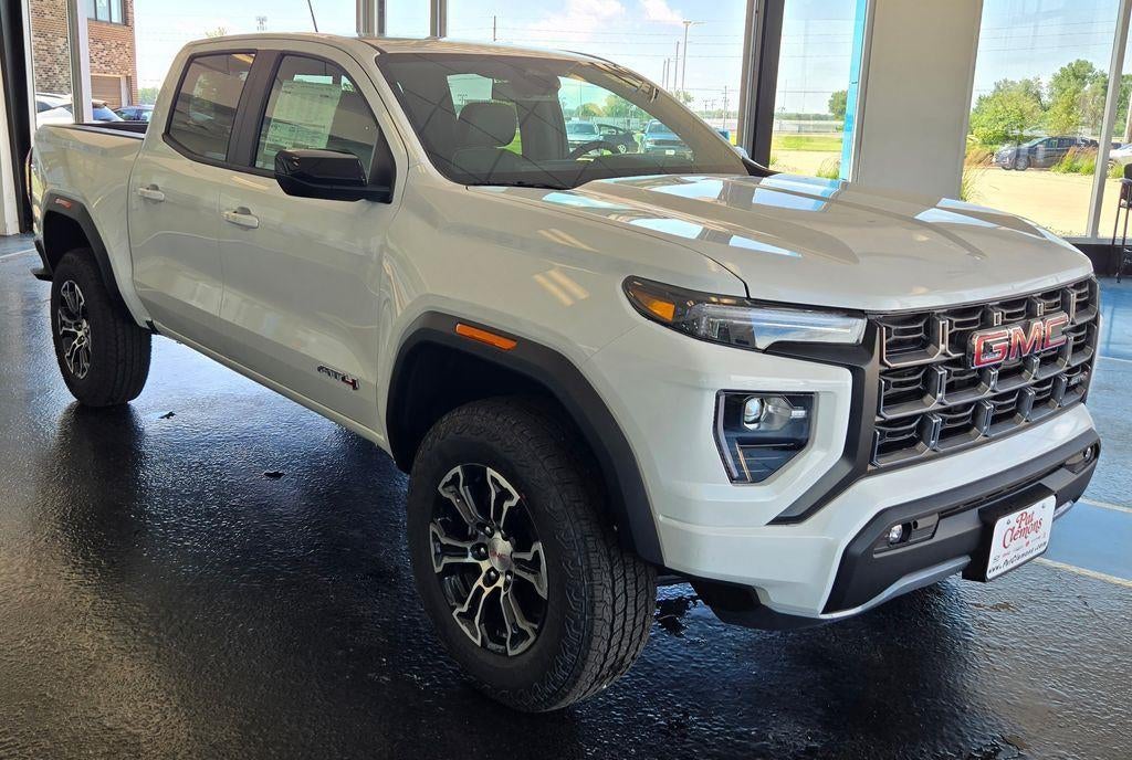 2025 GMC Canyon AT4