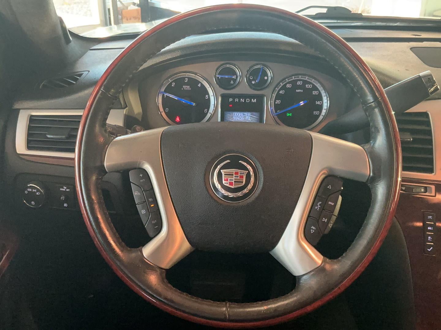 2011 Cadillac Escalade Luxury