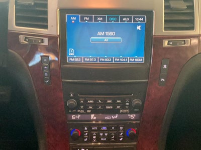 2011 Cadillac Escalade Luxury