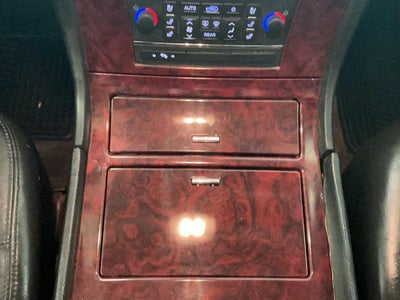 2011 Cadillac Escalade Luxury