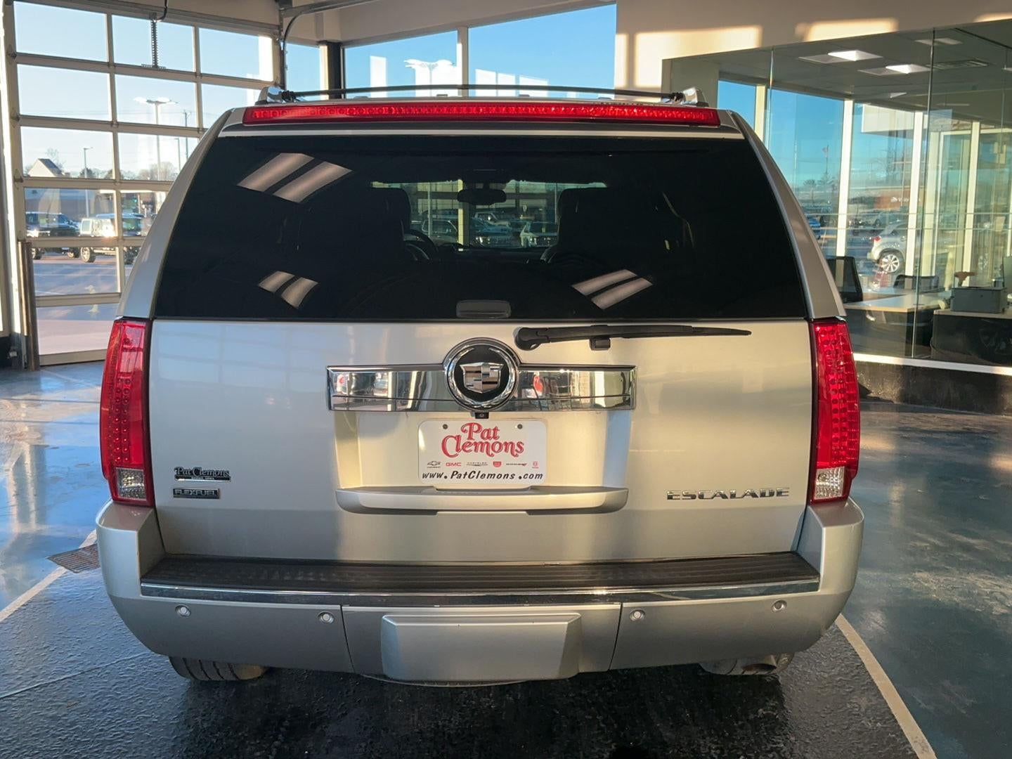 2011 Cadillac Escalade Luxury