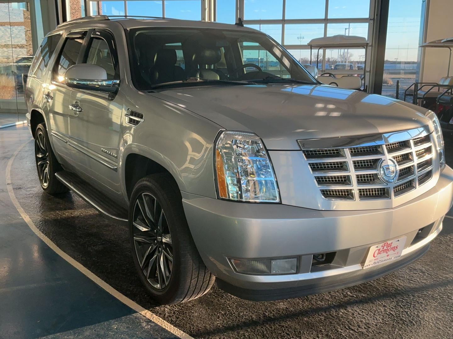 2011 Cadillac Escalade Luxury